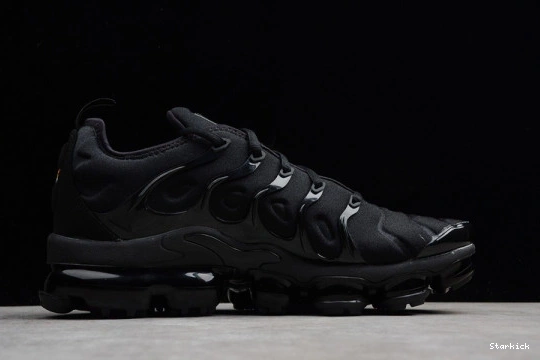 Plus 924453-004 Triple Black Nike Air  VaporMax 0925